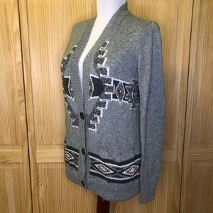 NWOT Hollister Grey Patterned Cardigan